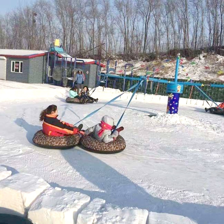 雪地轉轉10人坐